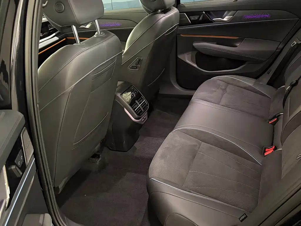 Volkswagen Passat — миниатюра 8