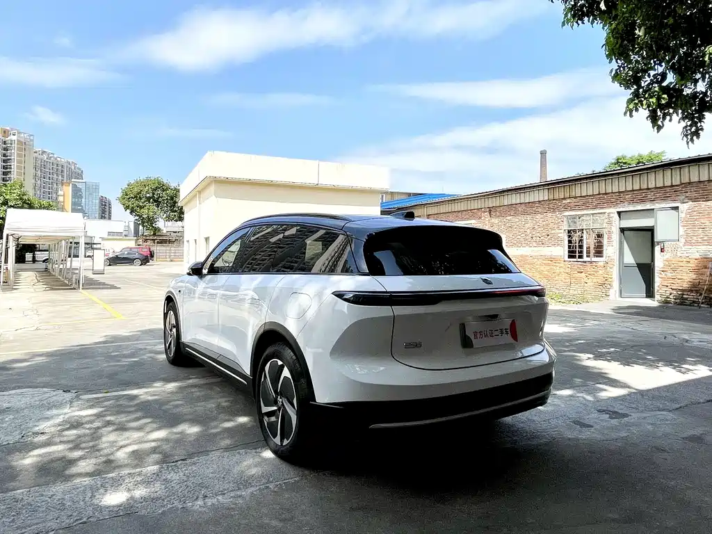 NIO ES6 — миниатюра 4