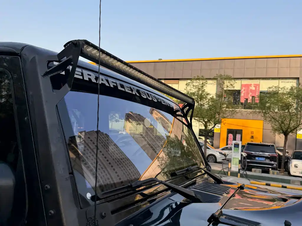 Jeep Wrangler — миниатюра 24