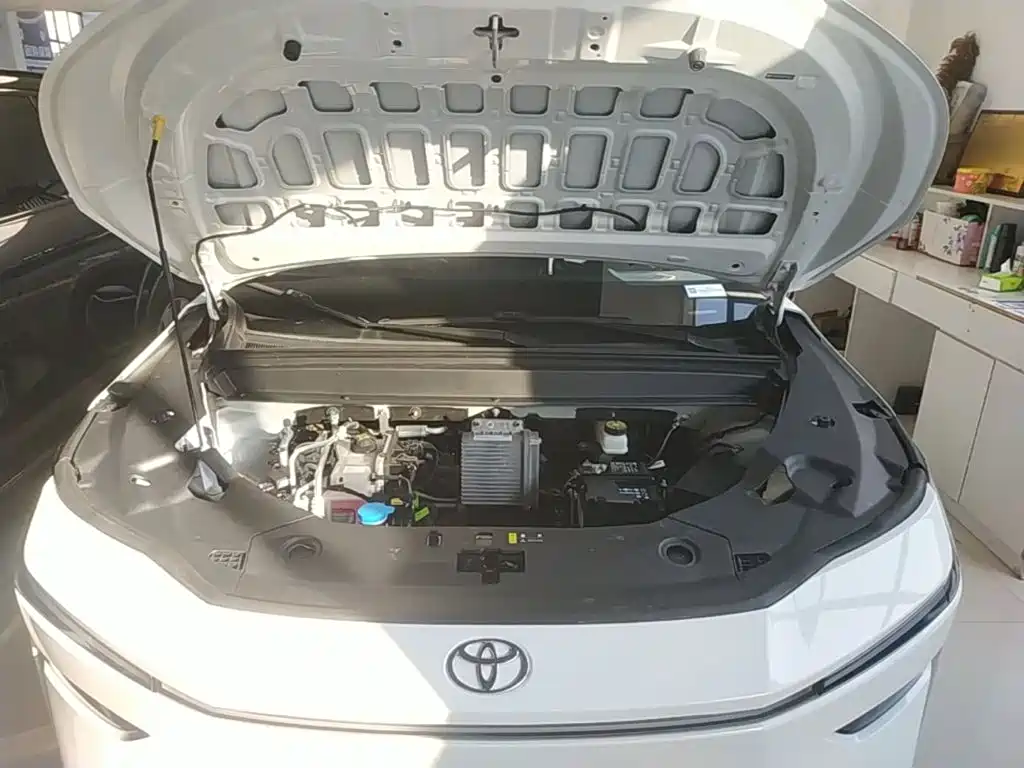 Toyota bZ3X — миниатюра 20