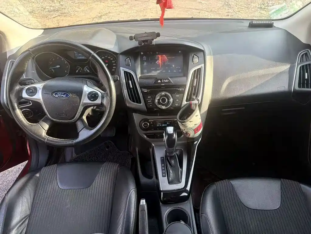 Ford Focus — миниатюра 9