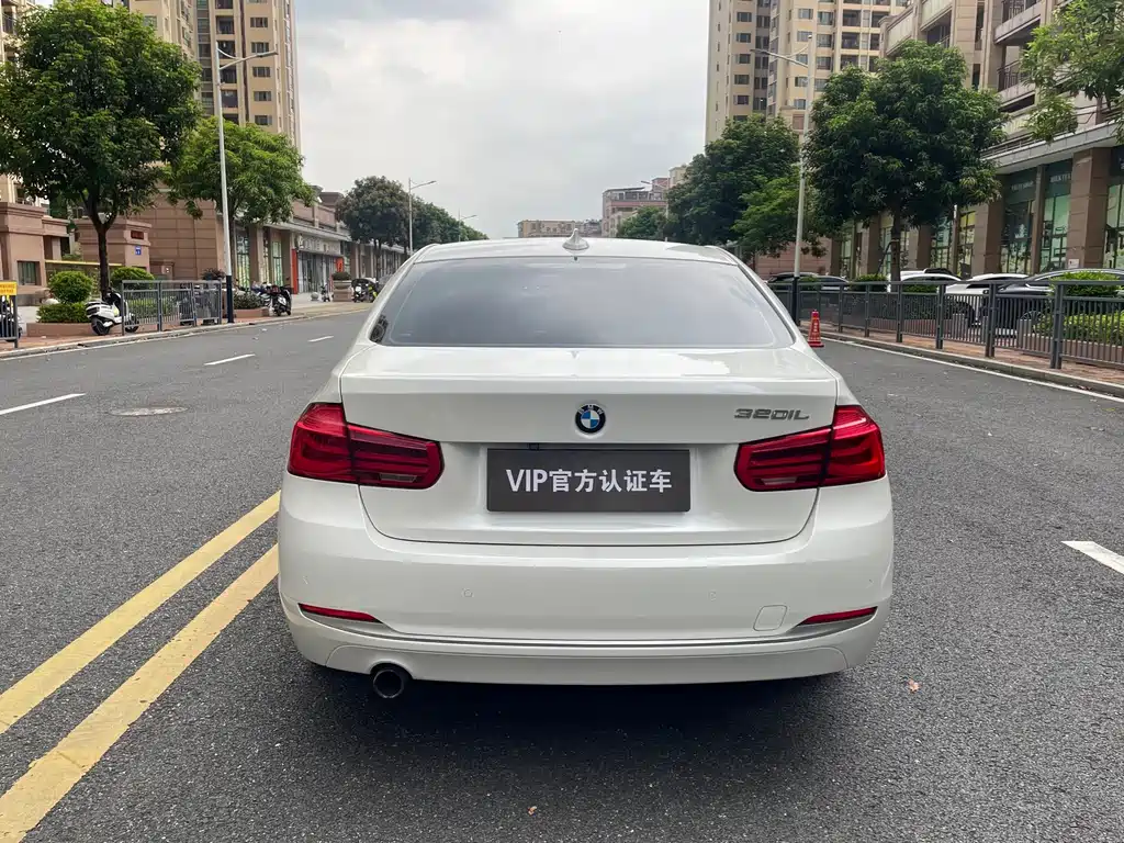 BMW 3 Series — миниатюра 5