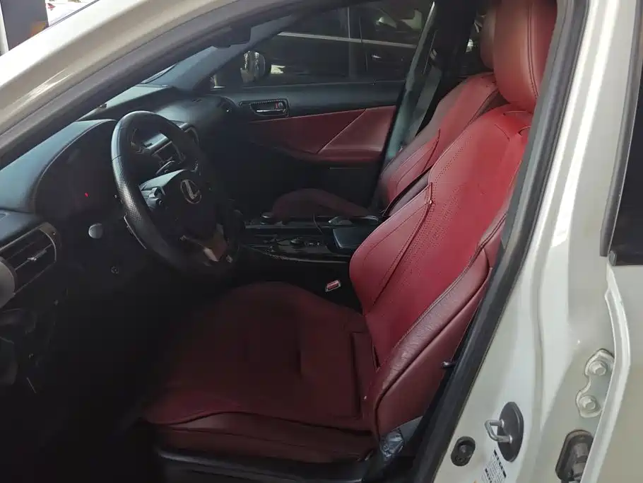 Lexus IS — миниатюра 9