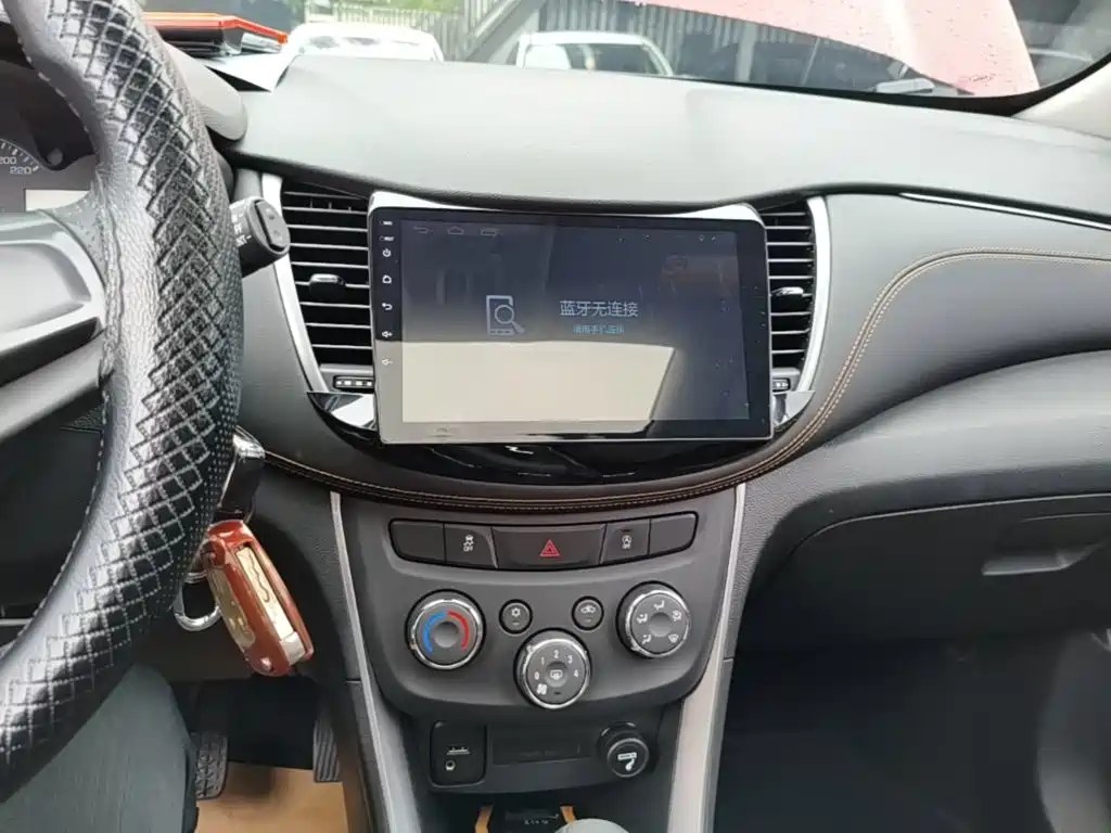 Chevrolet Trax — миниатюра 13