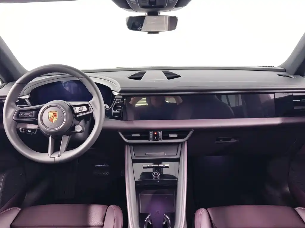 Porsche Macan EV — миниатюра 9