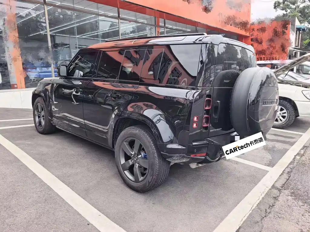 Land Rover Defender — миниатюра 2