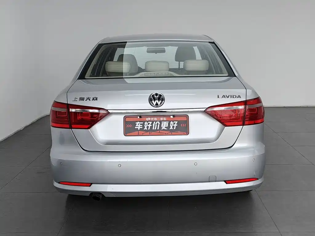 Volkswagen Lavida — миниатюра 4