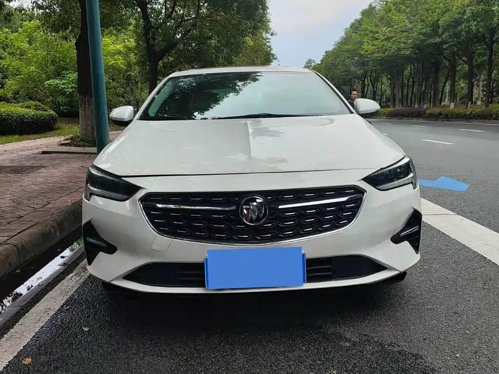 Buick Regal — миниатюра 2