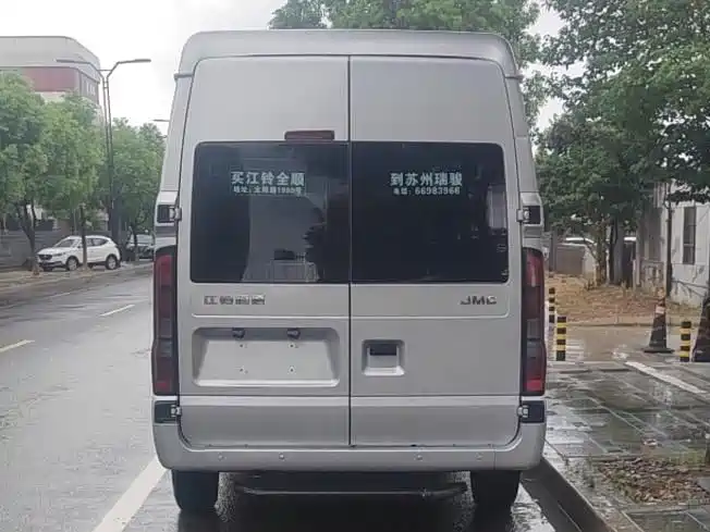 JMC JMC Fushun — миниатюра 6