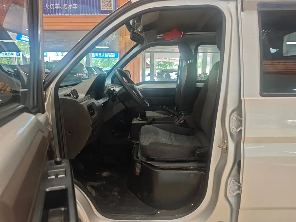 Wuling Rongguang New Truck — миниатюра 7