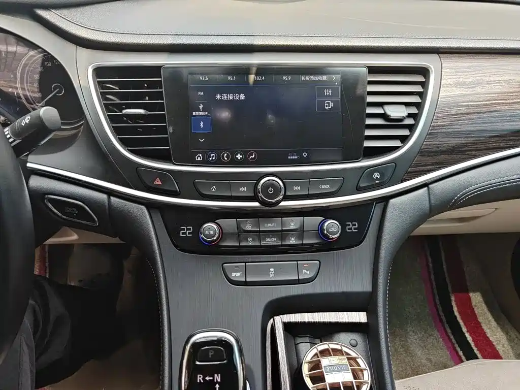 Buick LaCrosse — миниатюра 6