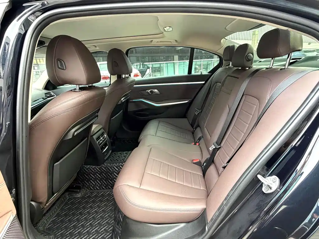 BMW 3 Series — миниатюра 6