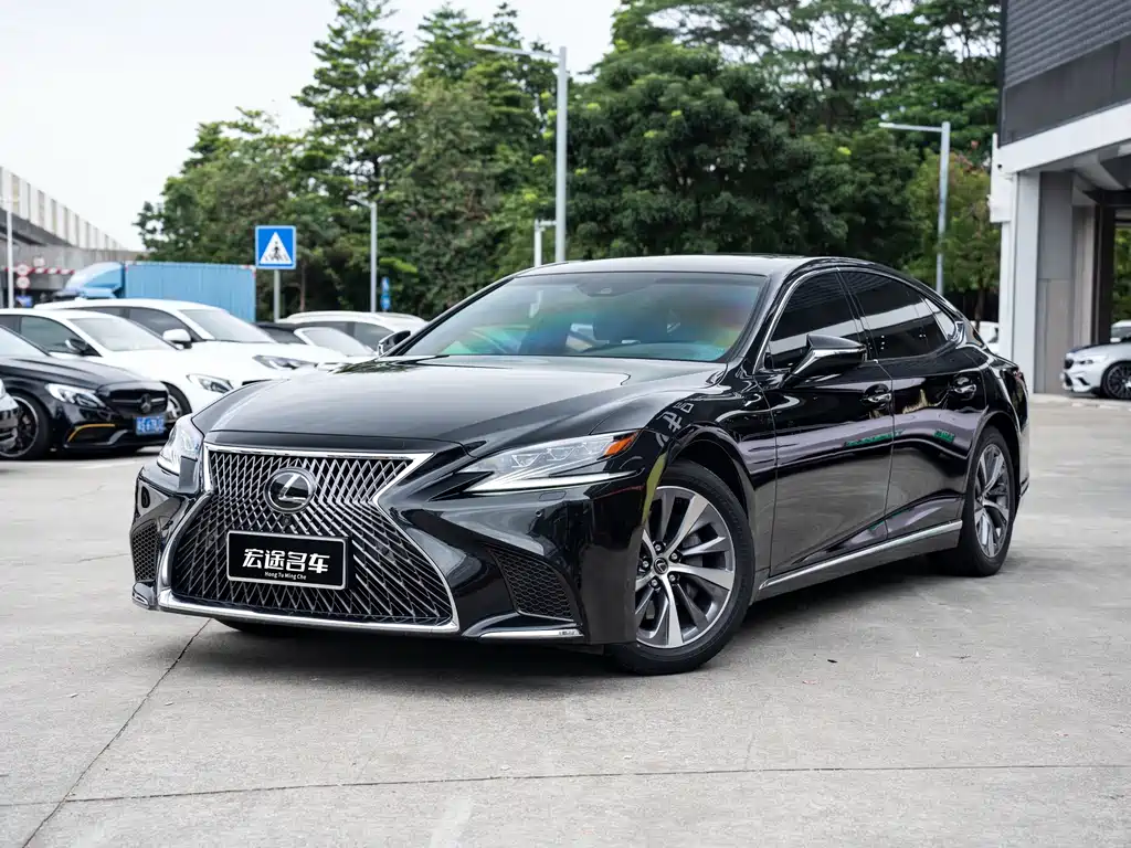 Lexus LS 2019