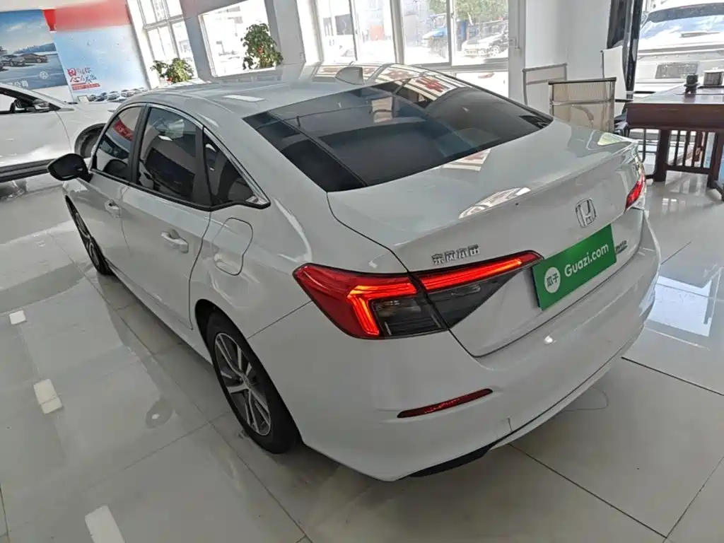 Honda Civic — миниатюра 5