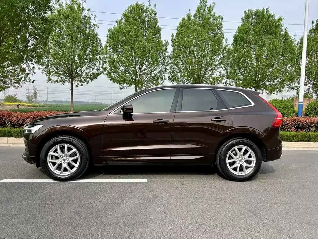 Volvo XC60 T5 4WD Smart Leisure Edition China VI, фото 3