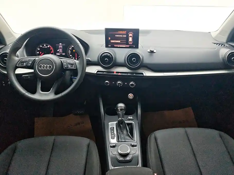 Audi Q2L — миниатюра 12