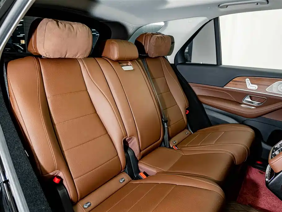 Mercedes-Benz GLE (Import) — миниатюра 24