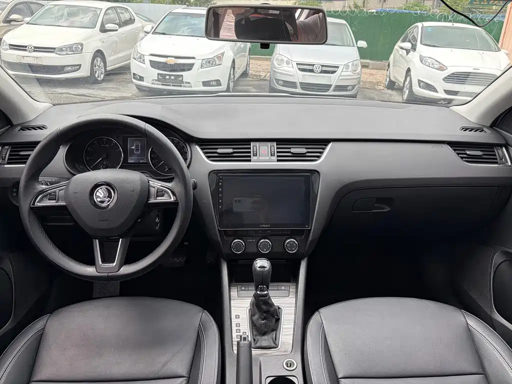 Skoda Octavia — миниатюра 10