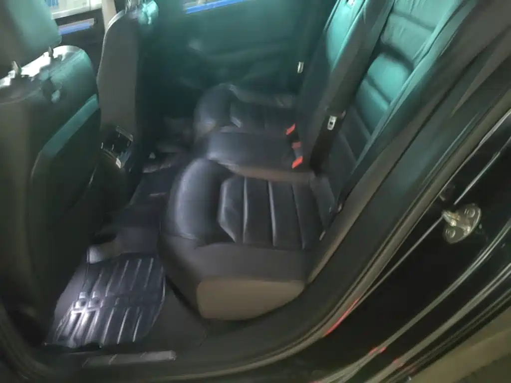 Volkswagen Phideon — миниатюра 13