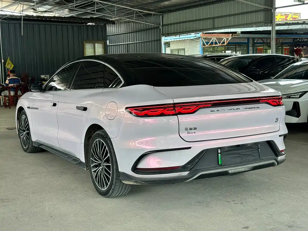 BYD Han — миниатюра 15