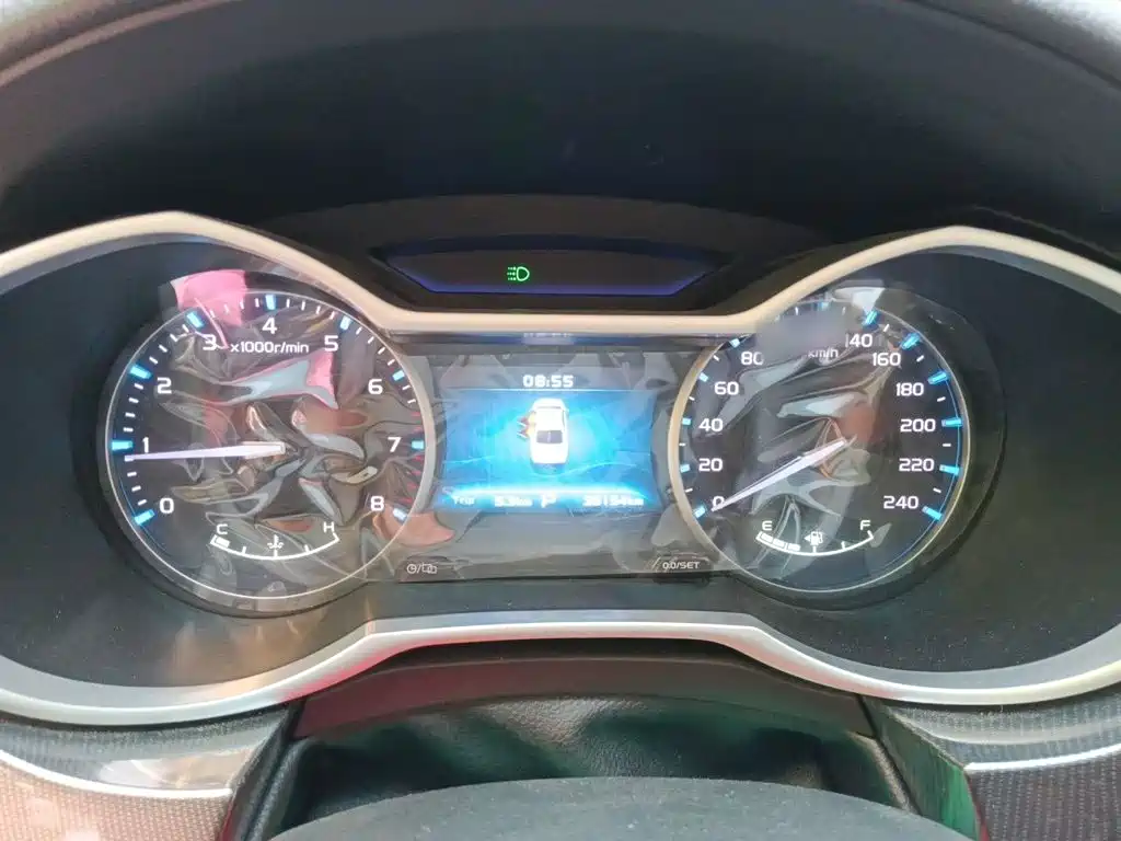 Geely Emgrand — миниатюра 4