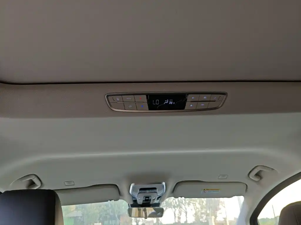 Hongqi Hongqi HQ9 PHEV — миниатюра 18