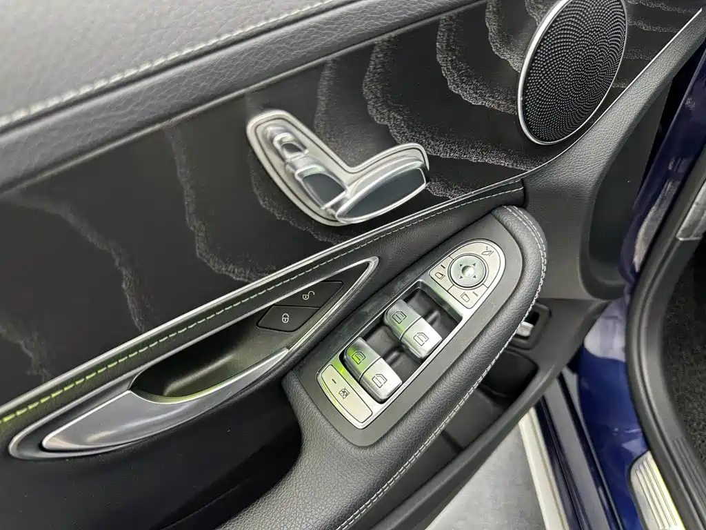 Mercedes-Benz C-Class — миниатюра 27