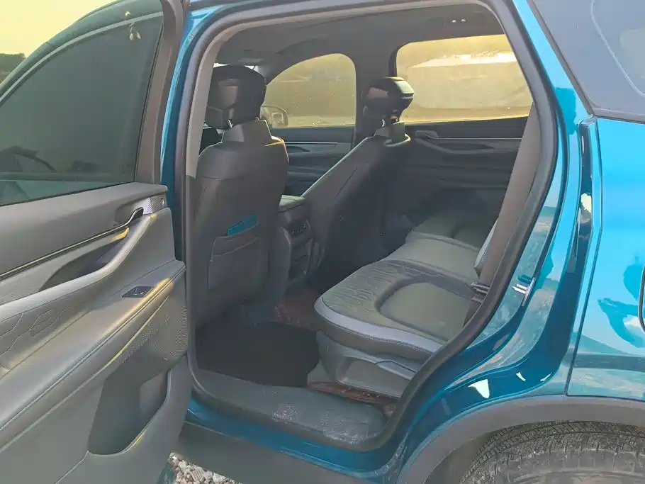 Ford Edge — миниатюра 11