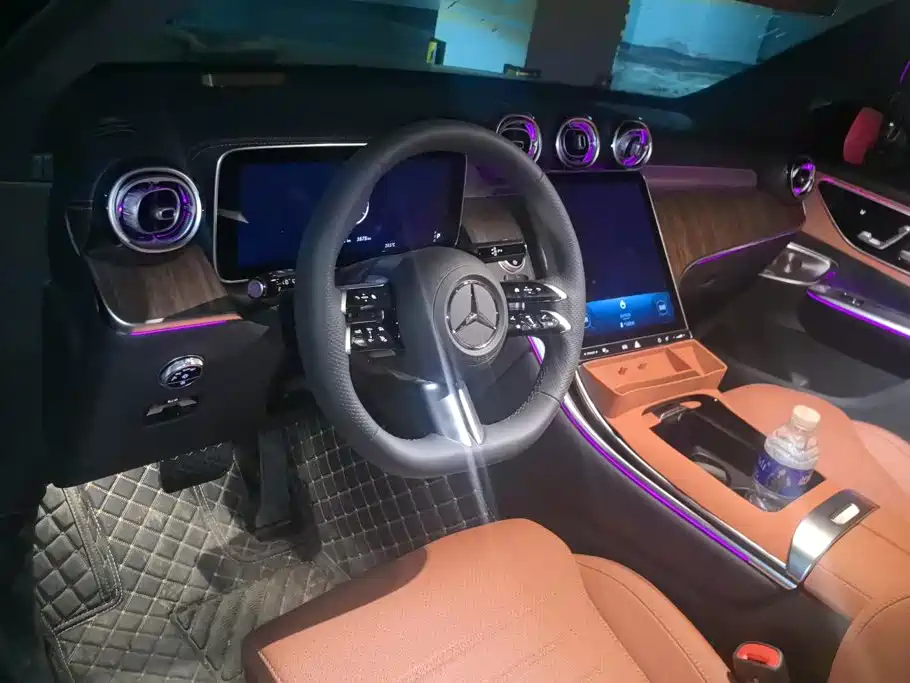 Mercedes-Benz GLC — миниатюра 12