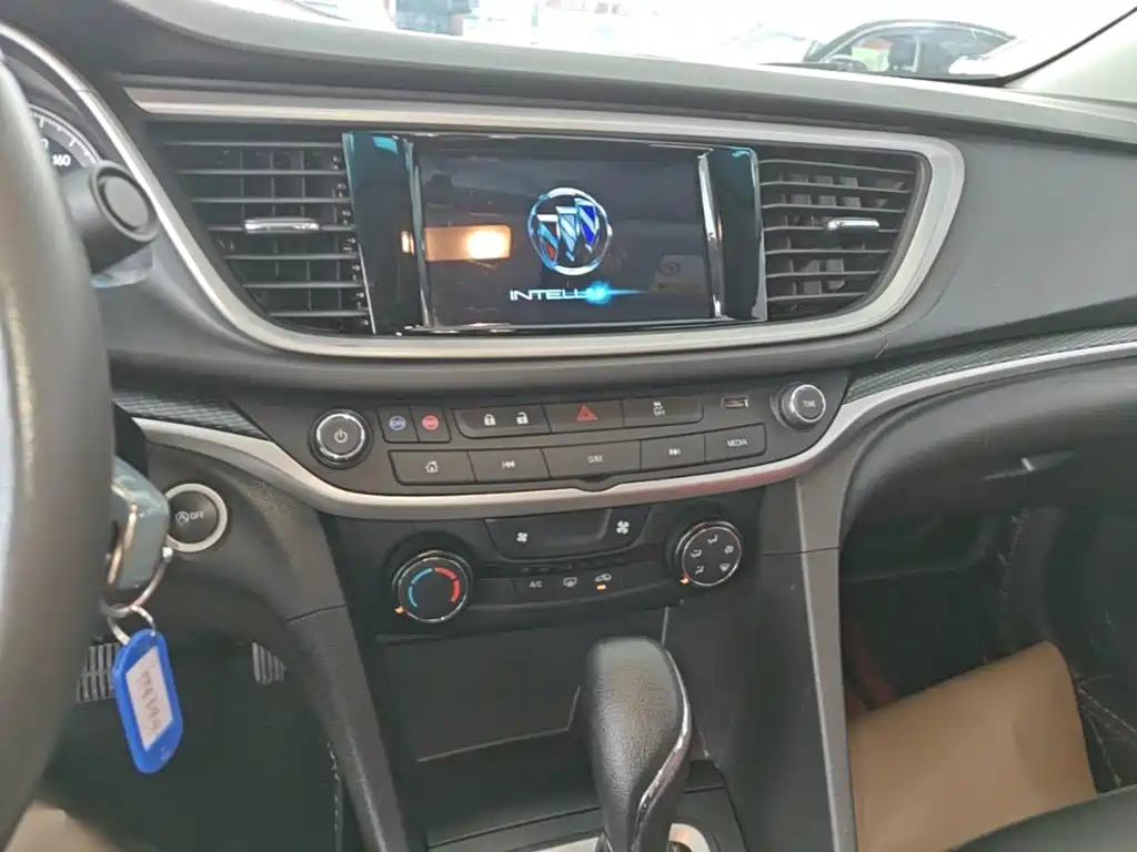 Buick Excelle — миниатюра 13