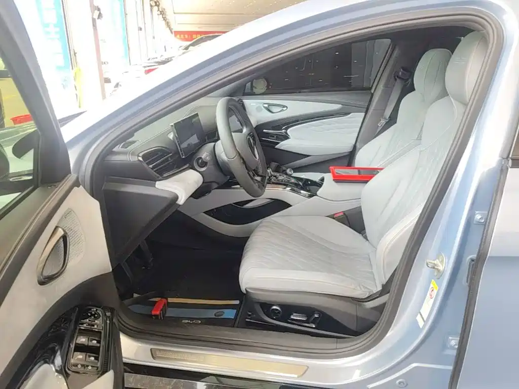BYD Seal — миниатюра 15