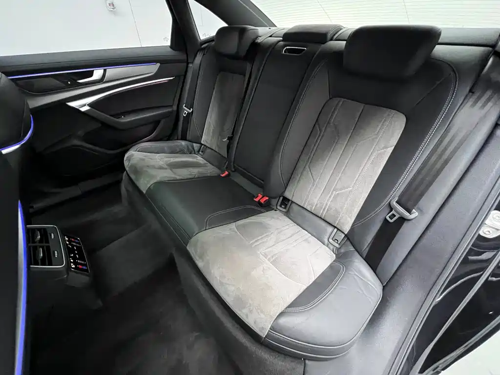 Audi A6L — миниатюра 13