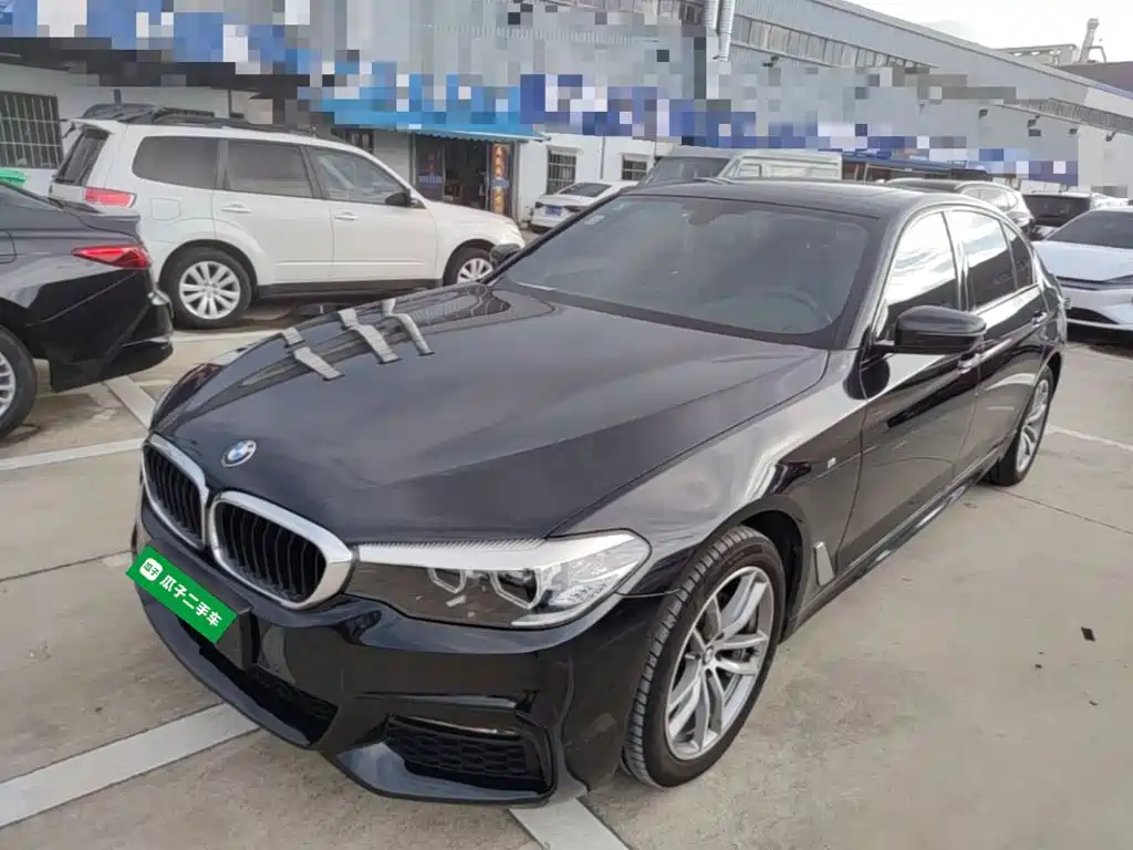 BMW 5 Series — миниатюра 2