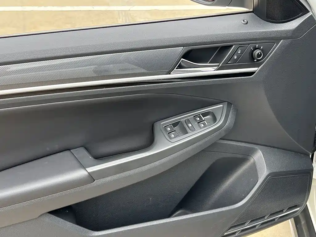 Volkswagen C-Trek — миниатюра 12