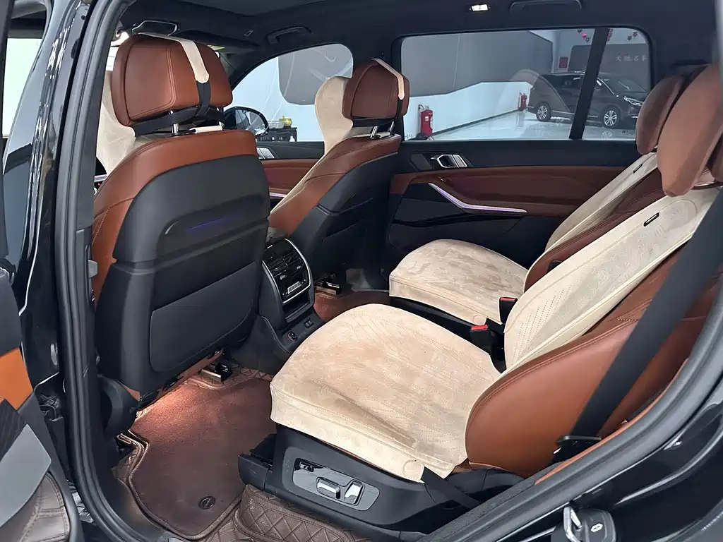 BMW X7 — миниатюра 6