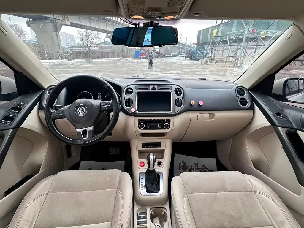 Volkswagen Tiguan 2012 2.0TSI AT Flagship