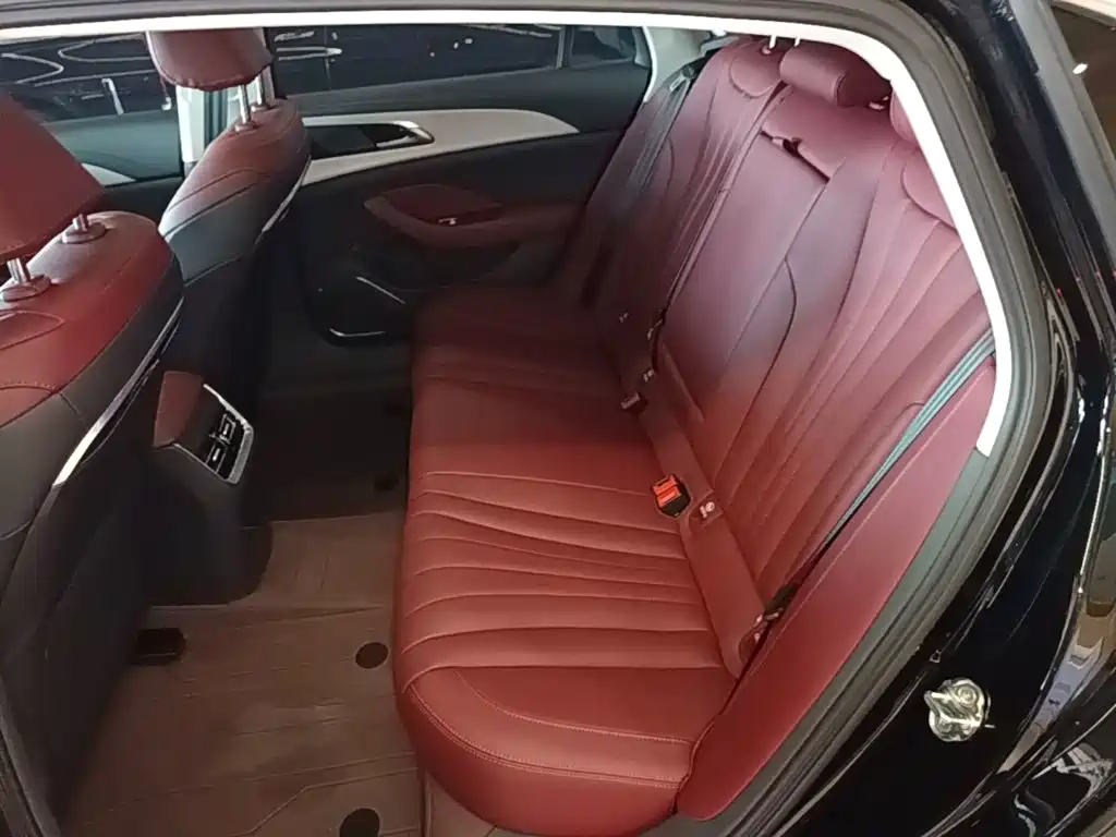 Hongqi Hongqi H5 PHEV — миниатюра 17