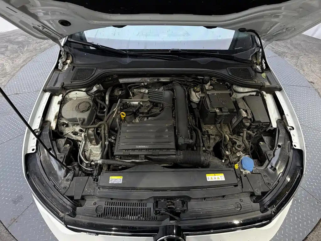 Volkswagen Golf — миниатюра 7