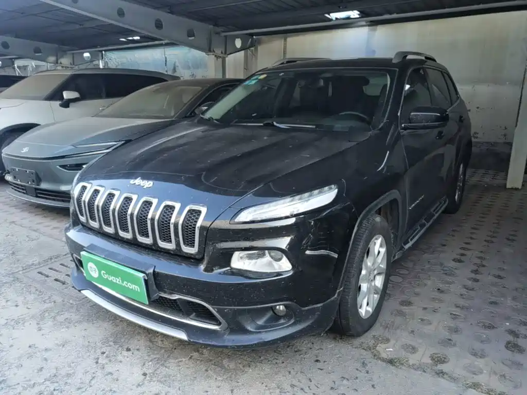 Jeep Cherokee — миниатюра 2