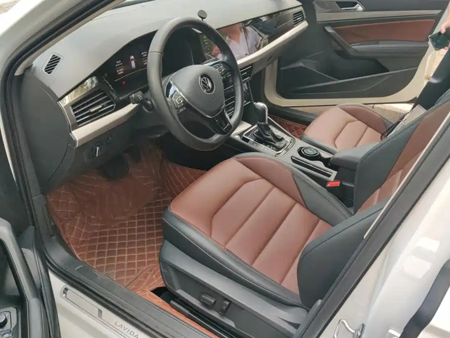 Volkswagen Lavida — миниатюра 9