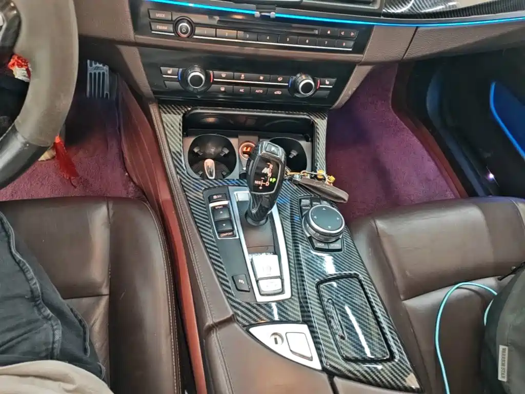 BMW 5 Series — миниатюра 14