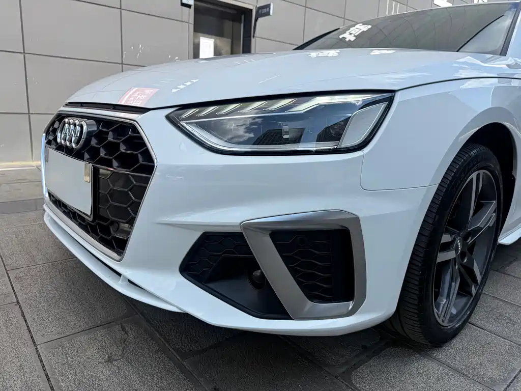 Audi A4L — миниатюра 13