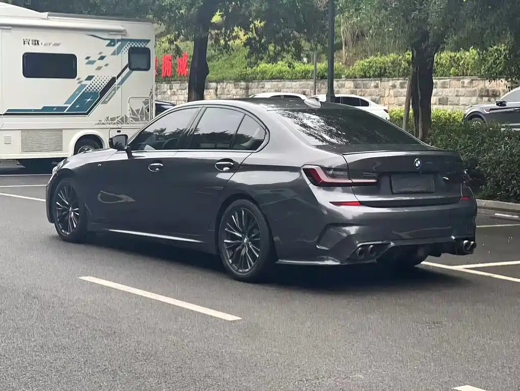 BMW 3 Series — миниатюра 7