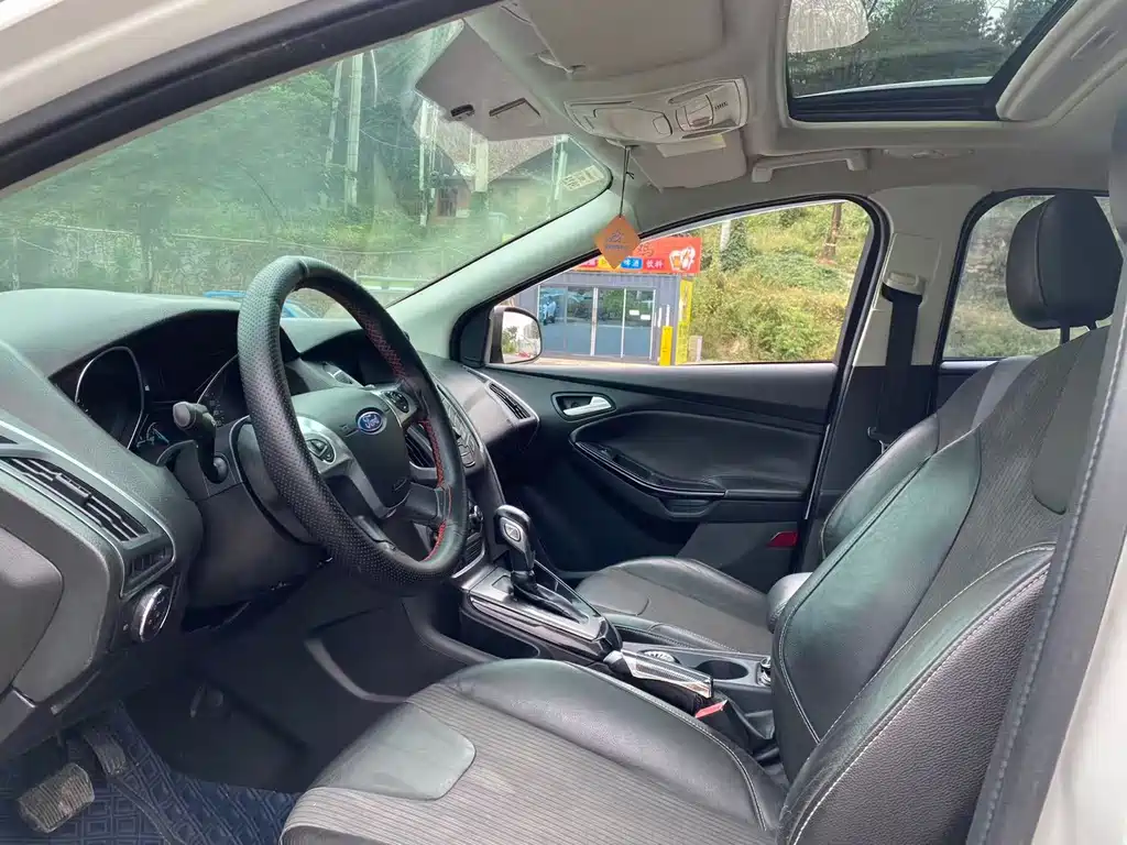 Ford Focus — миниатюра 4