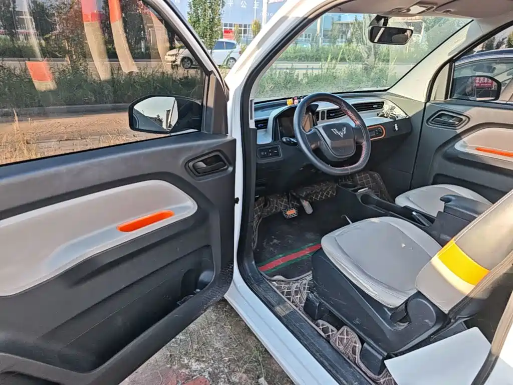 Wuling MINIEV — миниатюра 16