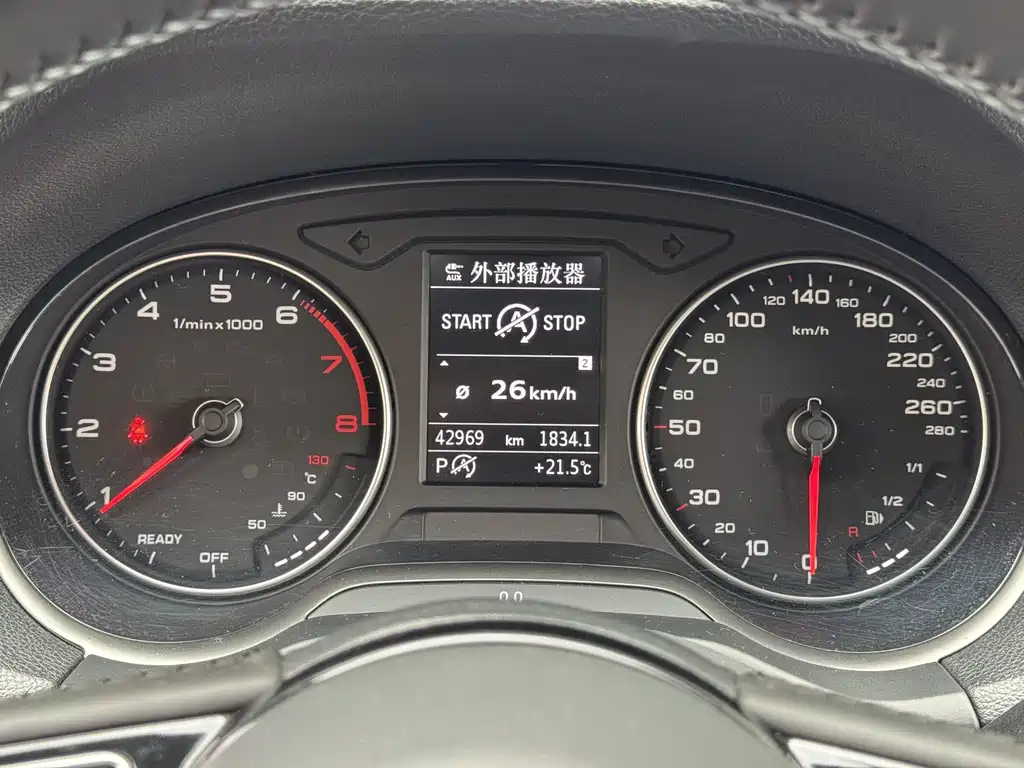 Audi Q2L — миниатюра 21