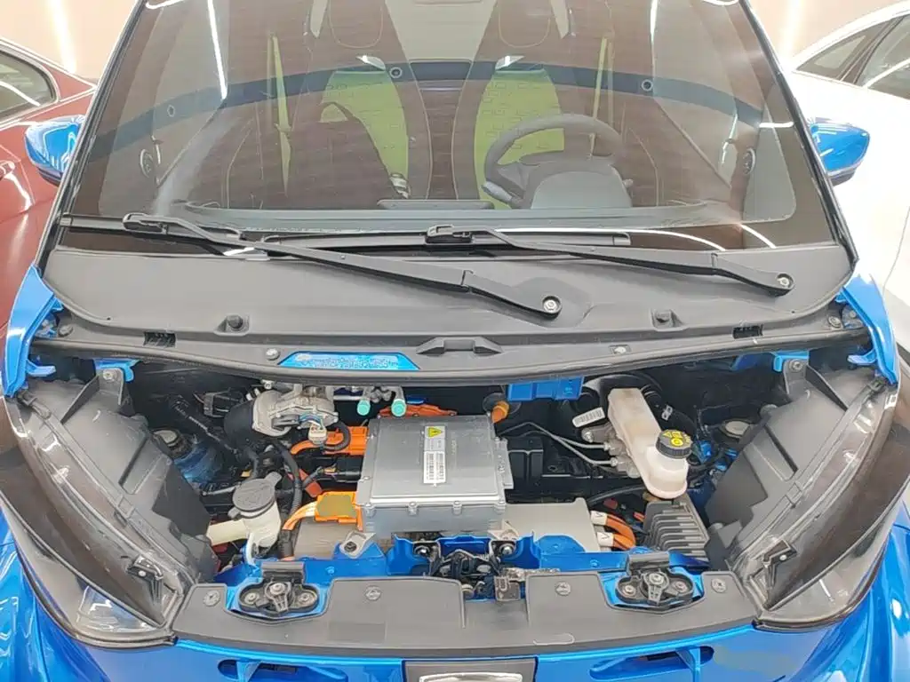 Baojun E100 — миниатюра 20