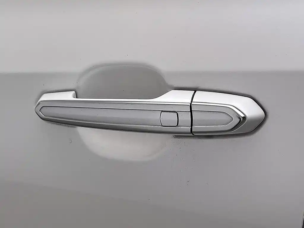 Cadillac XT4 — миниатюра 18
