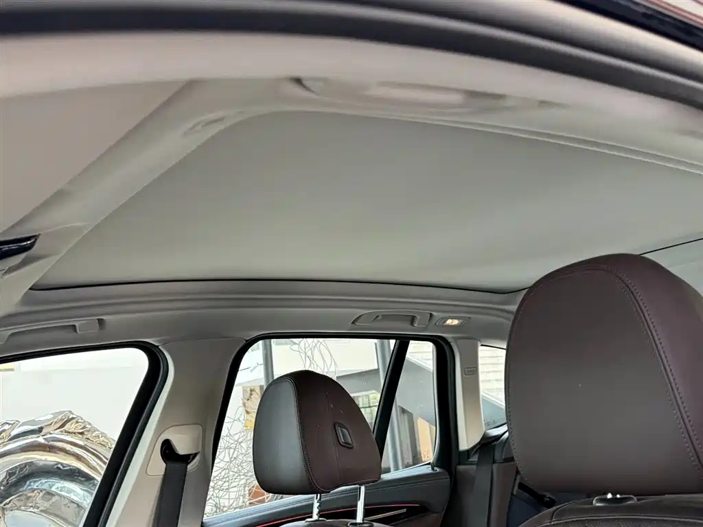 BMW X3 — миниатюра 9