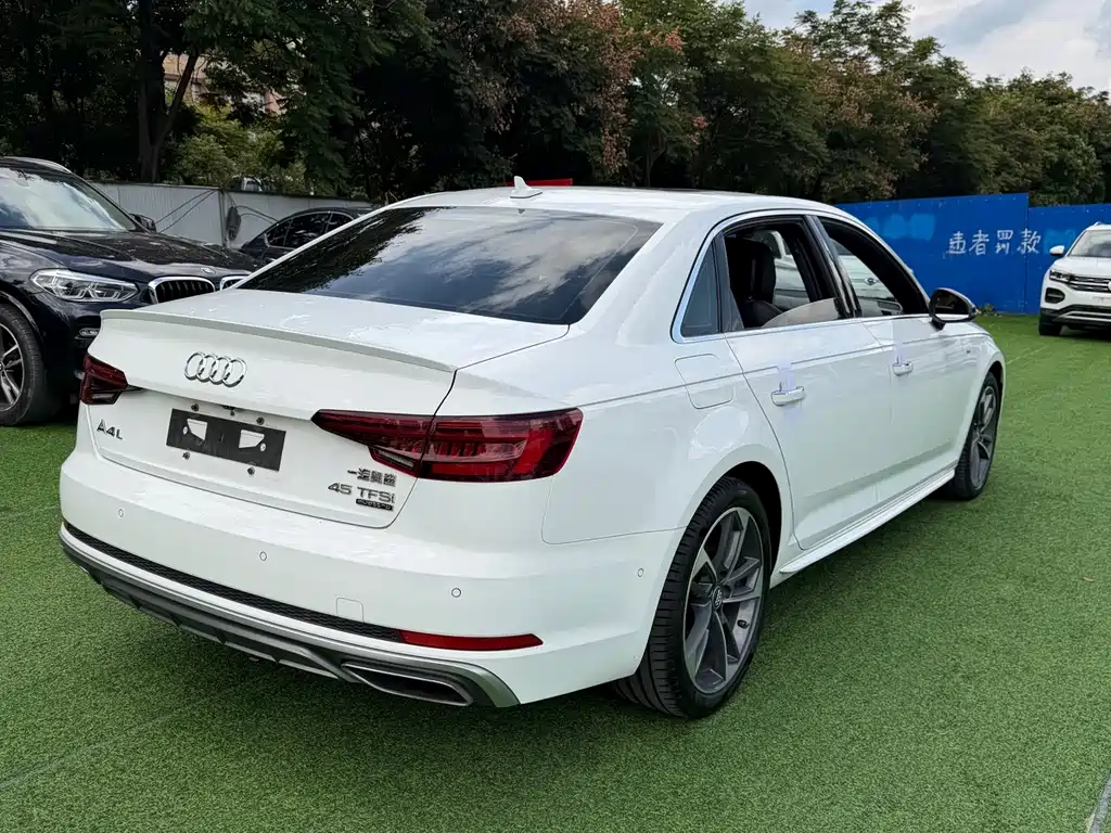 Audi A4L — миниатюра 9